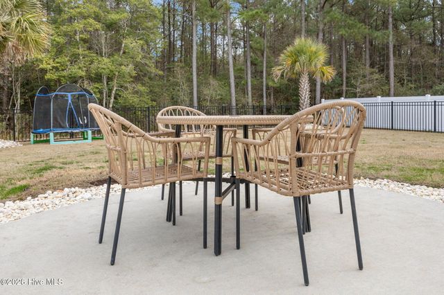 539 Moss Lake Lane, Holly Ridge, NC 28445