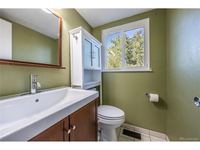 3954 S Bahama St, Aurora, CO 80013