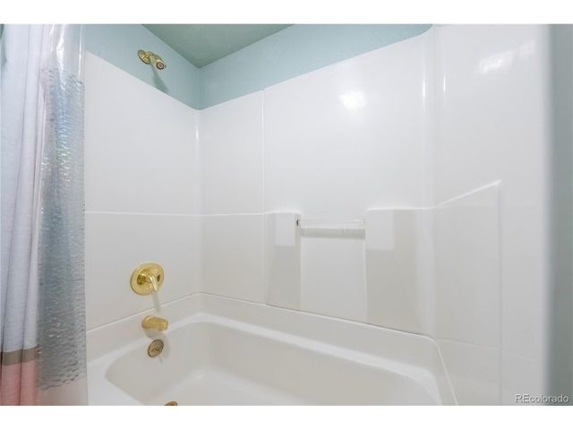 3954 S Bahama St, Aurora, CO 80013
