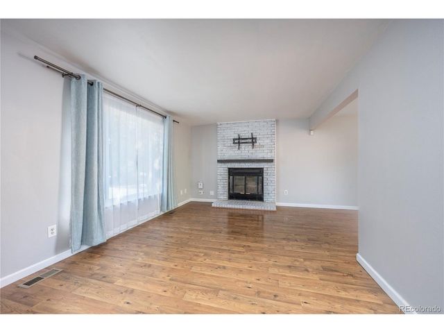 3954 S Bahama St, Aurora, CO 80013