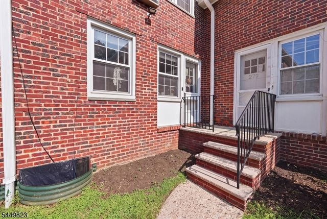 283 Elmwood Ave, Maplewood Twp., NJ 07040