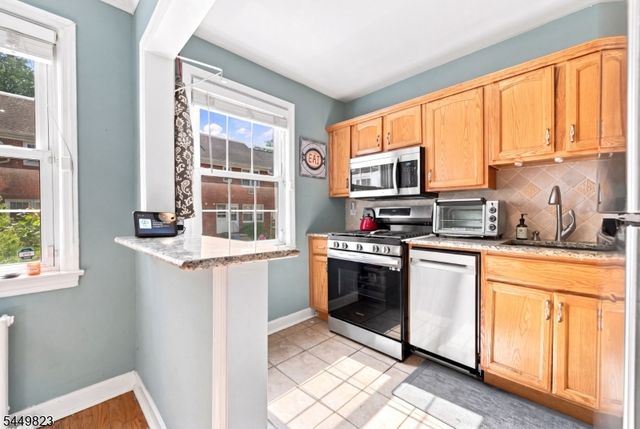 283 Elmwood Ave, Maplewood Twp., NJ 07040