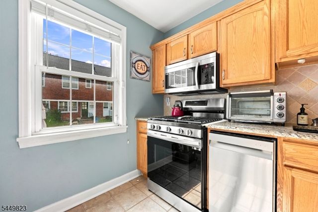 283 Elmwood Ave, Maplewood Twp., NJ 07040