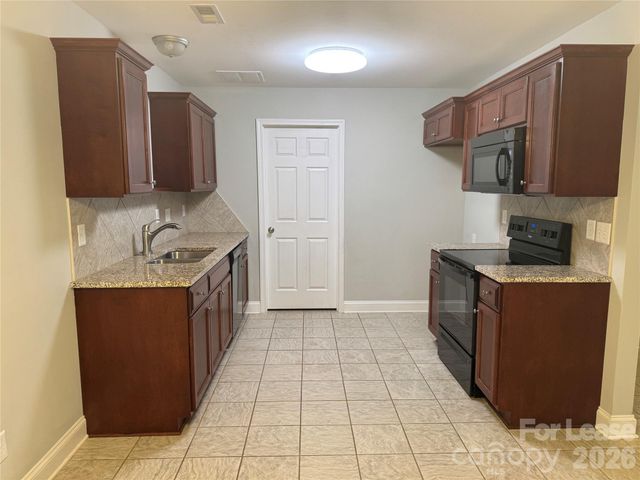 1109 Cason Street B, Belmont, NC 28012