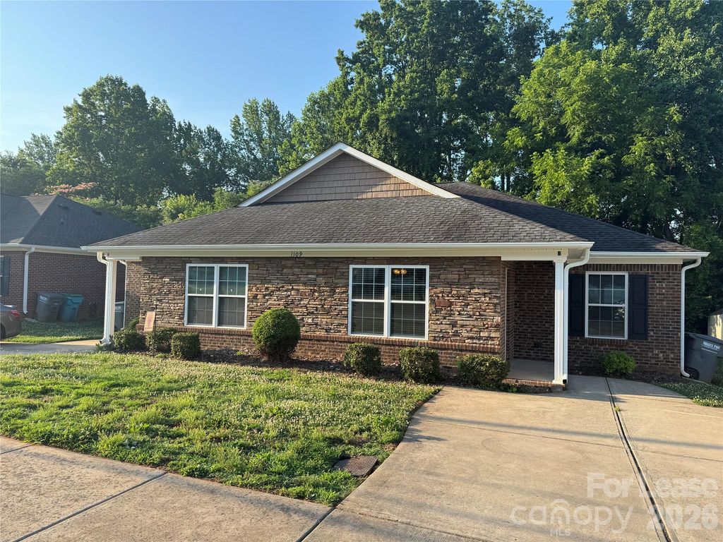 1109 Cason Street B, Belmont, NC 28012