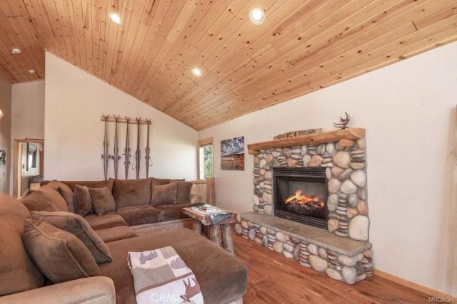 42741 Cougar Road, Big Bear Lake, CA 92315