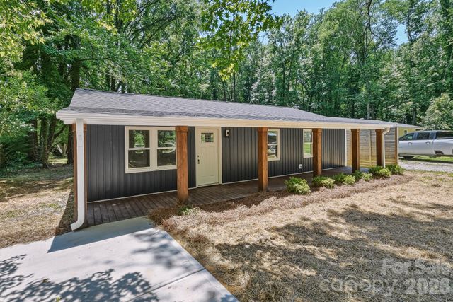1936 Lakedell Drive, Charlotte, NC 28215