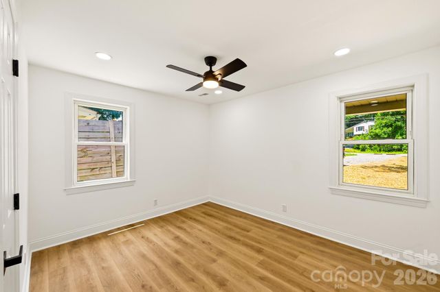 1936 Lakedell Drive, Charlotte, NC 28215