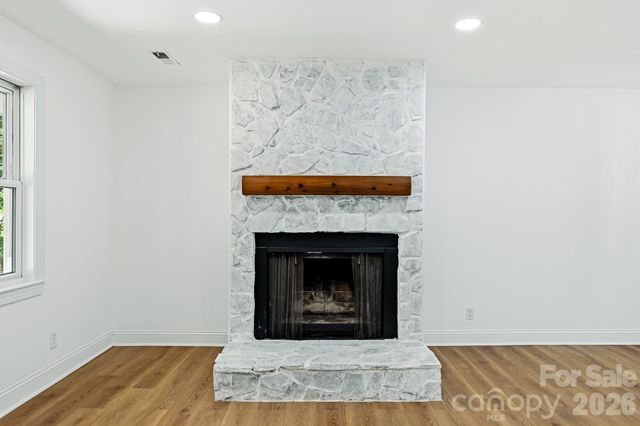 1936 Lakedell Drive, Charlotte, NC 28215
