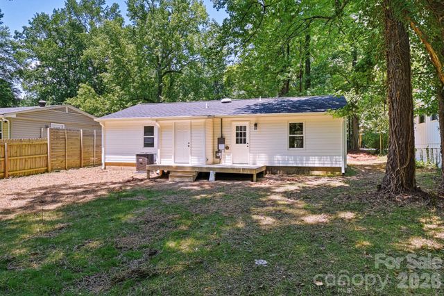 1936 Lakedell Drive, Charlotte, NC 28215