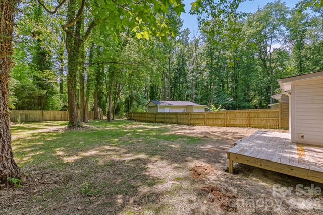 1936 Lakedell Drive, Charlotte, NC 28215