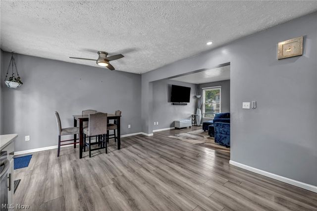 19020 Watercrest Avenue, Maple Heights, OH 44137