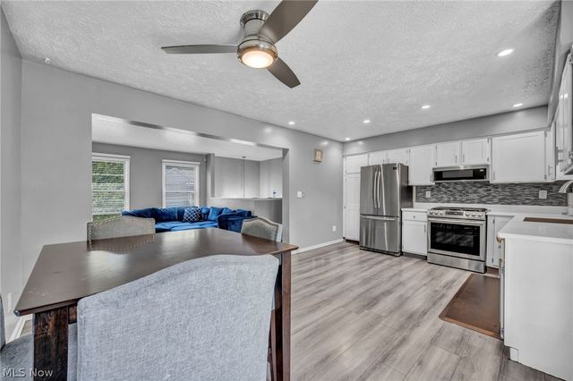 19020 Watercrest Avenue, Maple Heights, OH 44137
