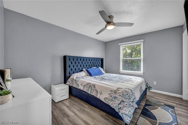 19020 Watercrest Avenue, Maple Heights, OH 44137