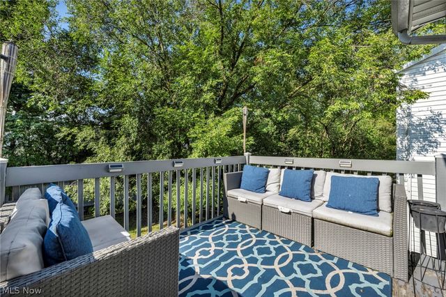 19020 Watercrest Avenue, Maple Heights, OH 44137
