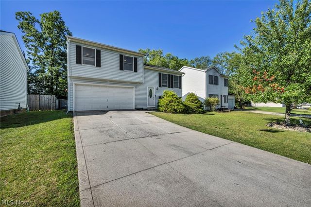19020 Watercrest Avenue, Maple Heights, OH 44137