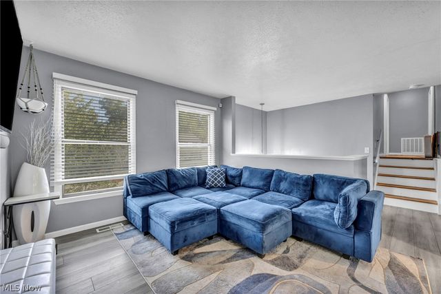 19020 Watercrest Avenue, Maple Heights, OH 44137