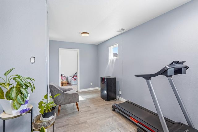 324 W Grubb Drive, Mesquite, TX 75149