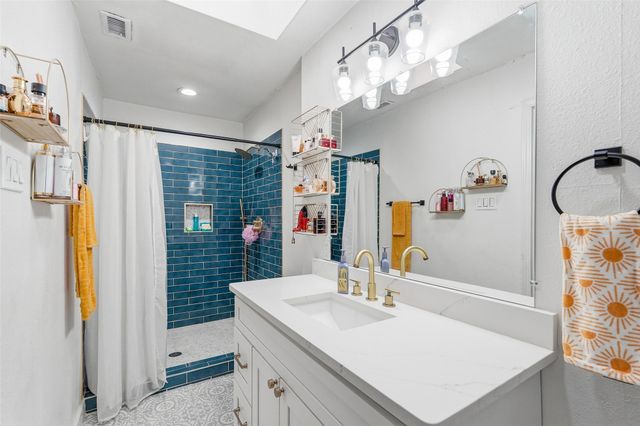 324 W Grubb Drive, Mesquite, TX 75149