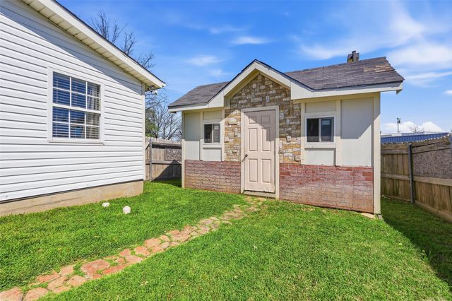 324 W Grubb Drive, Mesquite, TX 75149