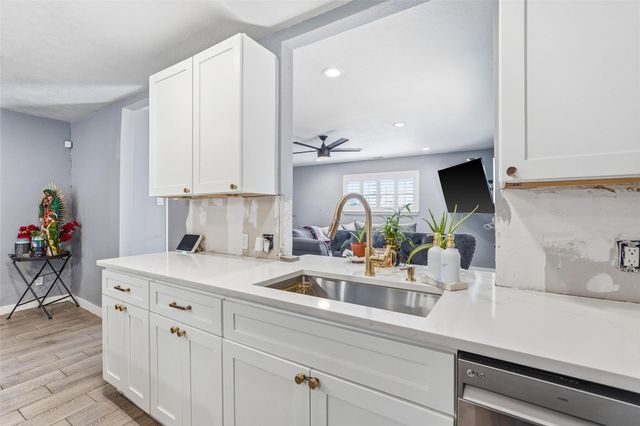 324 W Grubb Drive, Mesquite, TX 75149