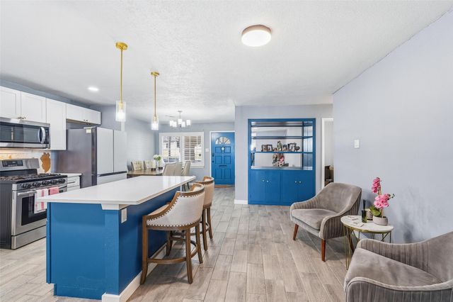 324 W Grubb Drive, Mesquite, TX 75149