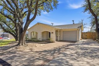 324 W Grubb Drive, Mesquite, TX 75149