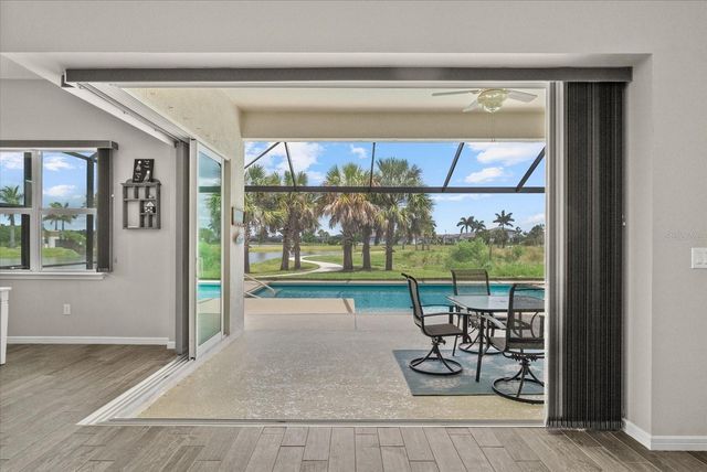 8510 COASTAL PALMS GLEN, Parrish, FL 34219