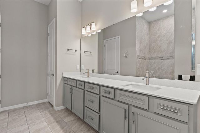 8510 COASTAL PALMS GLEN, Parrish, FL 34219