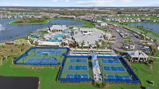 8510 COASTAL PALMS GLEN, Parrish, FL 34219