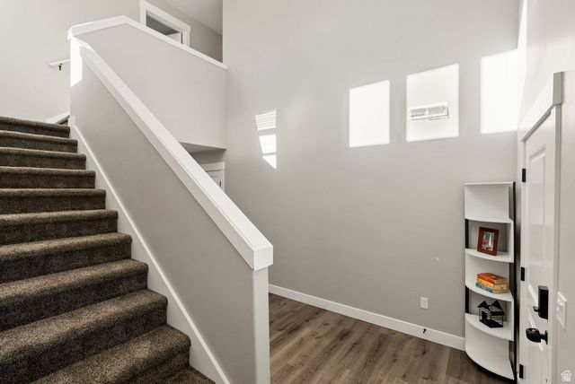 2125 S CREEKSIDE DR, Logan, UT 84339