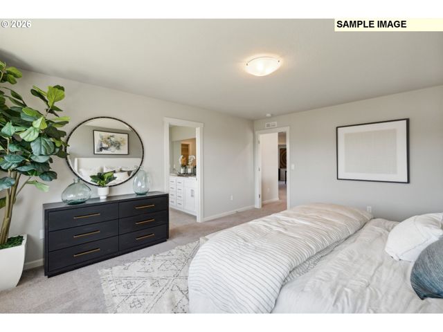 16727 Se Multnomah Falls Dr, Happy Valley, OR 97086