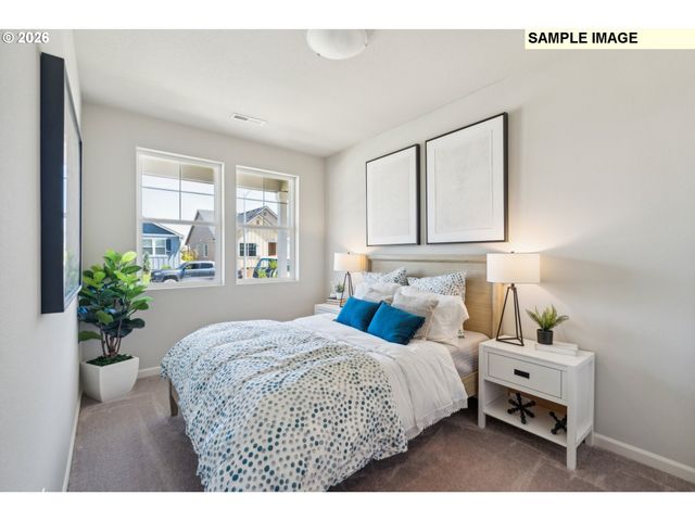 16727 Se Multnomah Falls Dr, Happy Valley, OR 97086