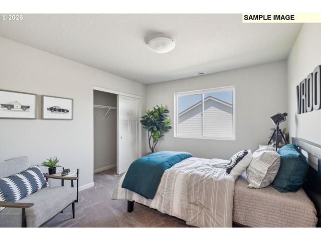 16727 Se Multnomah Falls Dr, Happy Valley, OR 97086