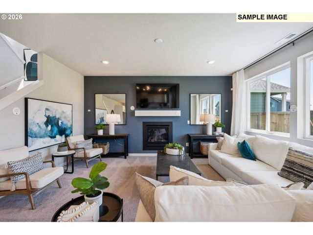16727 Se Multnomah Falls Dr, Happy Valley, OR 97086