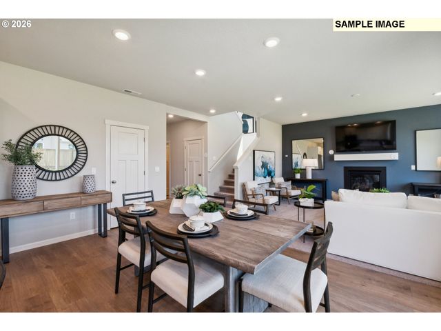 16727 Se Multnomah Falls Dr, Happy Valley, OR 97086