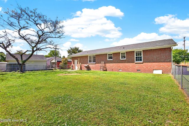 6100 Gum Branch Road, Jacksonville, NC 28540