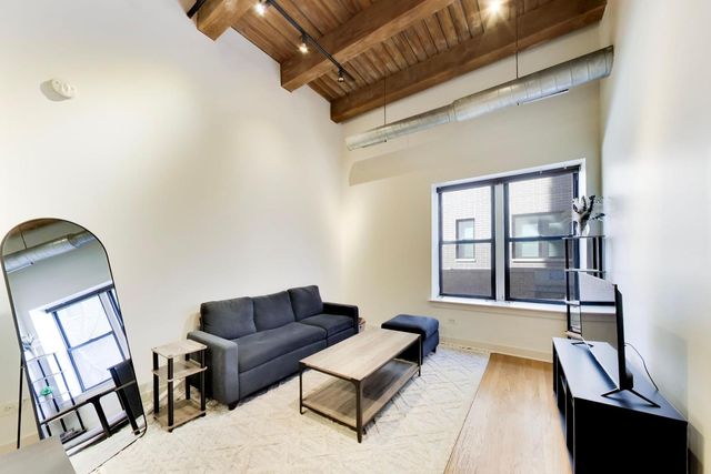 1050 W HUBBARD Street 1C, Chicago, IL 60642