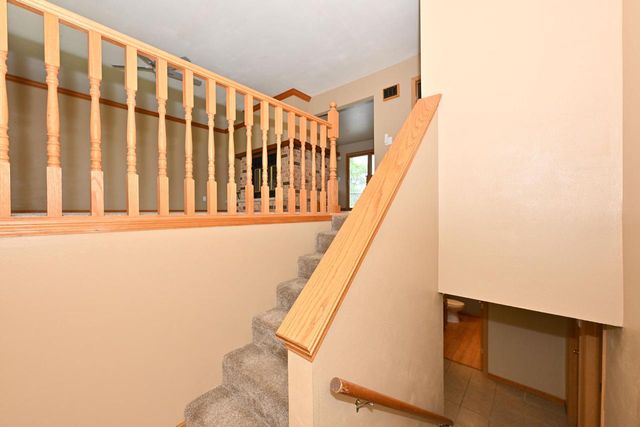 12237 W Larkspur ROAD, Franklin, WI 53132