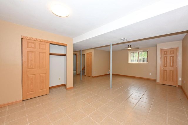 12237 W Larkspur ROAD, Franklin, WI 53132