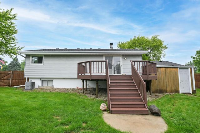 12237 W Larkspur ROAD, Franklin, WI 53132