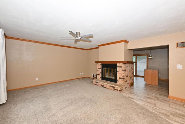 12237 W Larkspur ROAD, Franklin, WI 53132