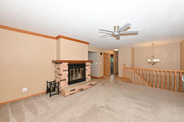 12237 W Larkspur ROAD, Franklin, WI 53132