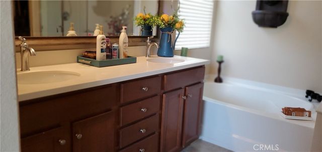 1513 Camino Hidalgo, Hemet, CA 92545