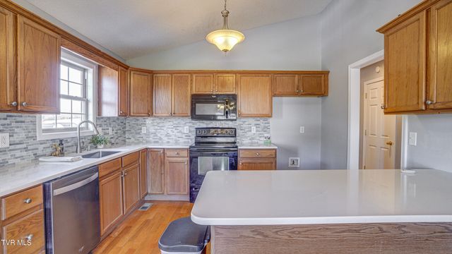 602 Alfalfa Lane, Jonesborough, TN 37659