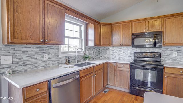 602 Alfalfa Lane, Jonesborough, TN 37659