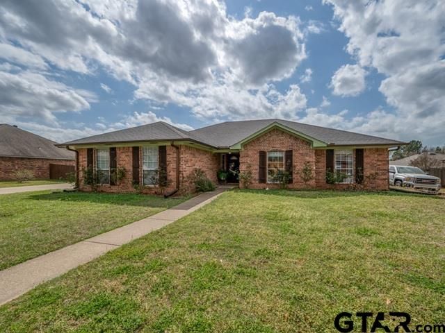 219 Amanda, Whitehouse, TX 75791
