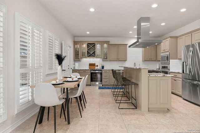 8532 Alydar Cir, Boerne, TX 78015