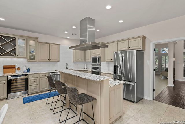 8532 Alydar Cir, Boerne, TX 78015