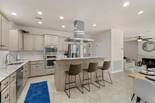 8532 Alydar Cir, Boerne, TX 78015